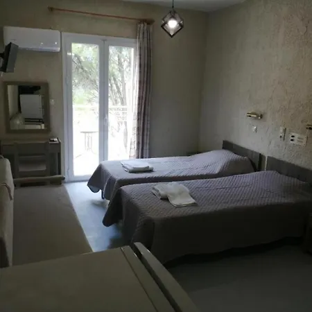 Afrodite 10 Spacious Apartment * Ajía Effimía