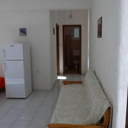 Afrodite 10 Spacious Apartment * Ajía Effimía